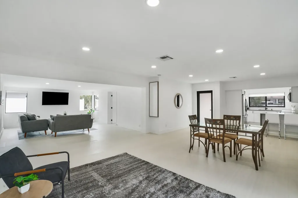 1333 SE 8th Street Deerfield Beach FL 33441