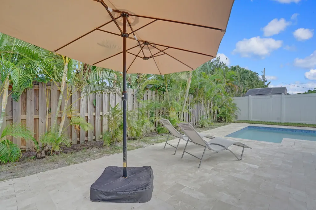 1333 SE 8th Street Deerfield Beach FL 33441