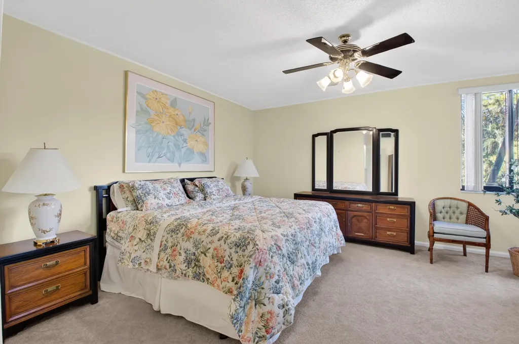 19197 Sabal Lake Drive Boca Raton FL 33434