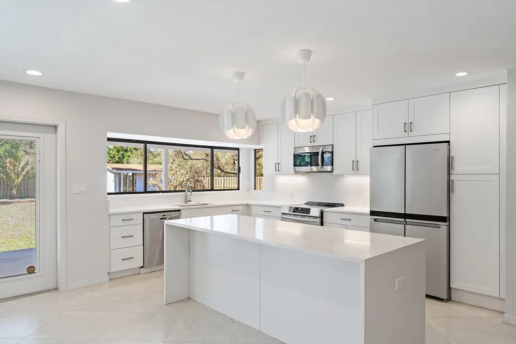 5883 Set N Sun Place Jupiter FL 33458