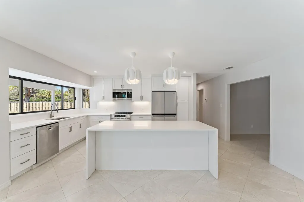 5883 Set N Sun Place Jupiter FL 33458