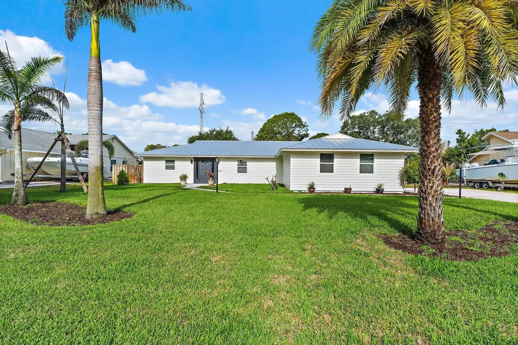 5883 Set N Sun Place Jupiter FL 33458
