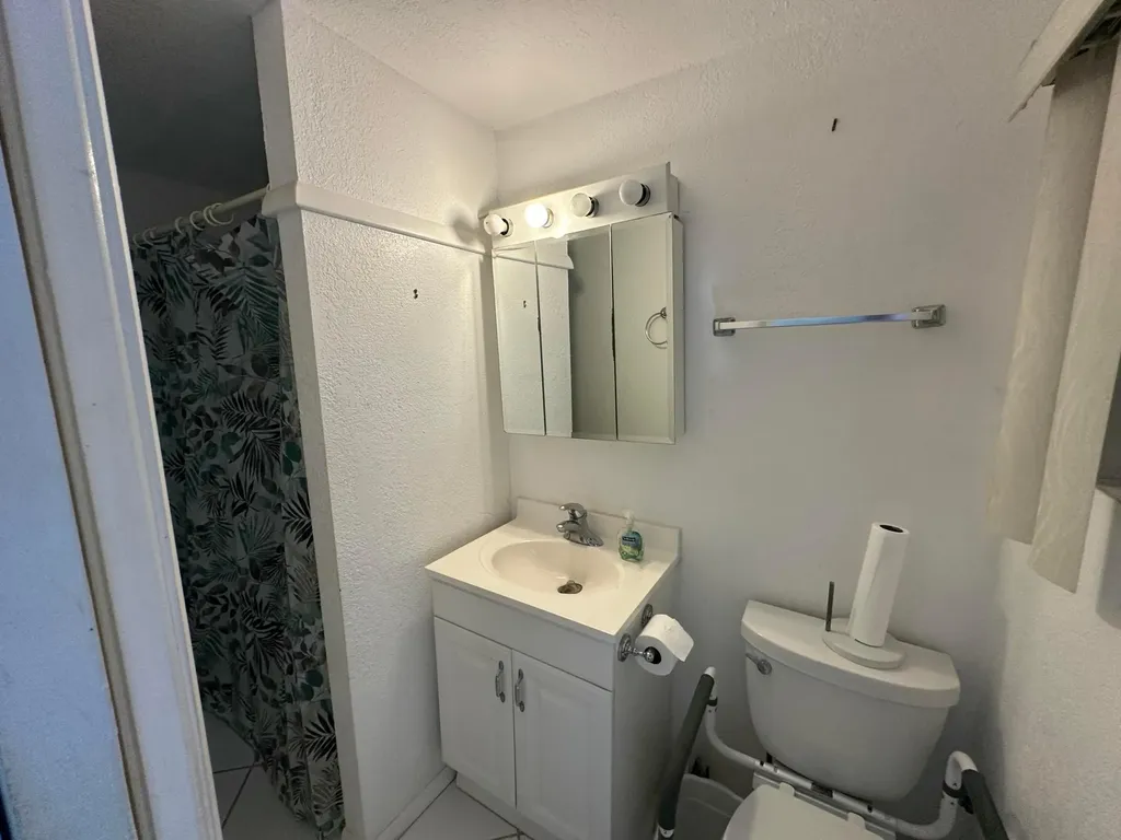 8349 South Street Boca Raton FL 33433