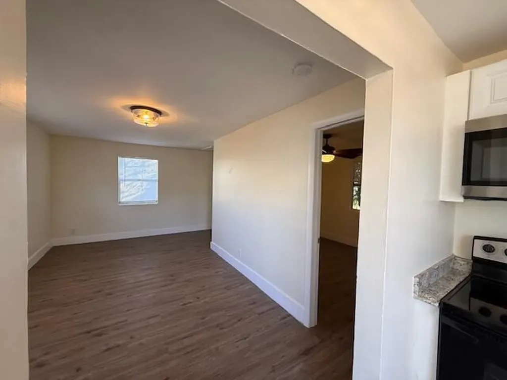 904 4th Street West Palm Beach FL 33401