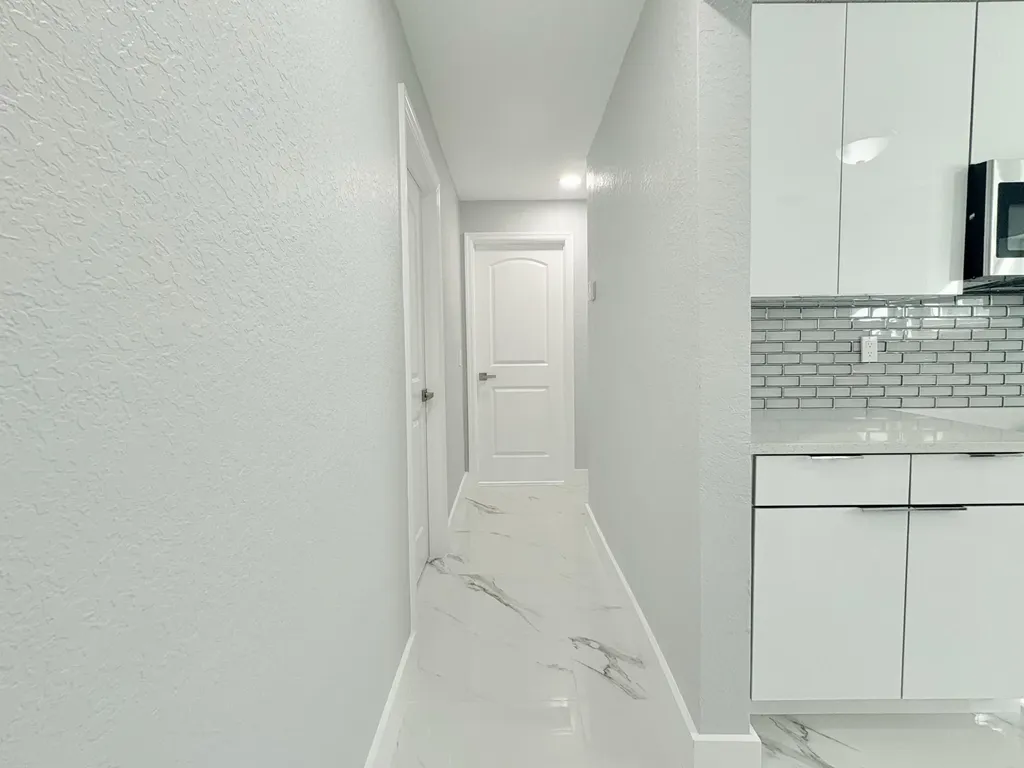 2890 Marbill Road West Palm Beach FL 33406