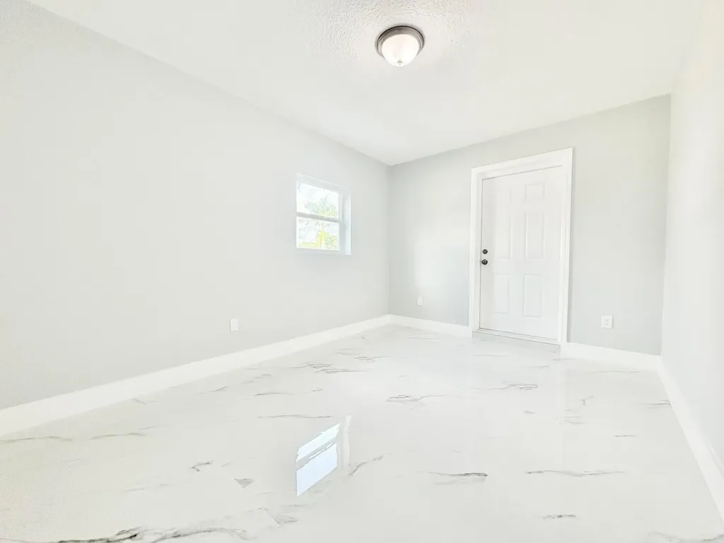 2890 Marbill Road West Palm Beach FL 33406