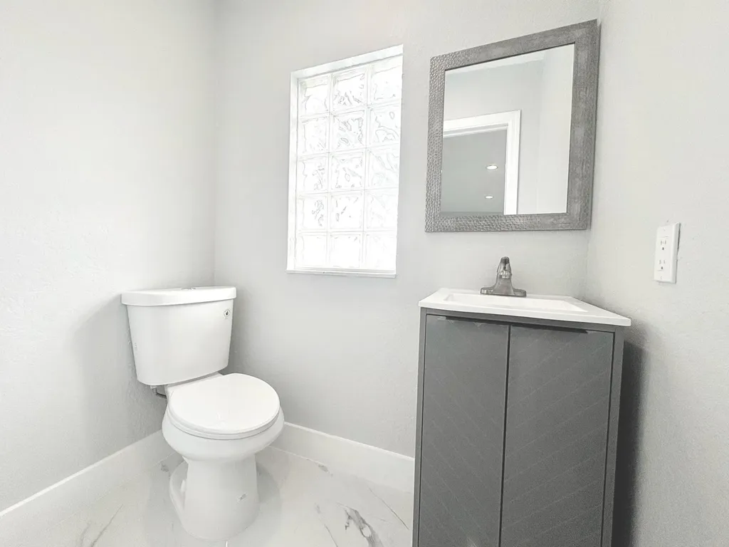 2890 Marbill Road West Palm Beach FL 33406