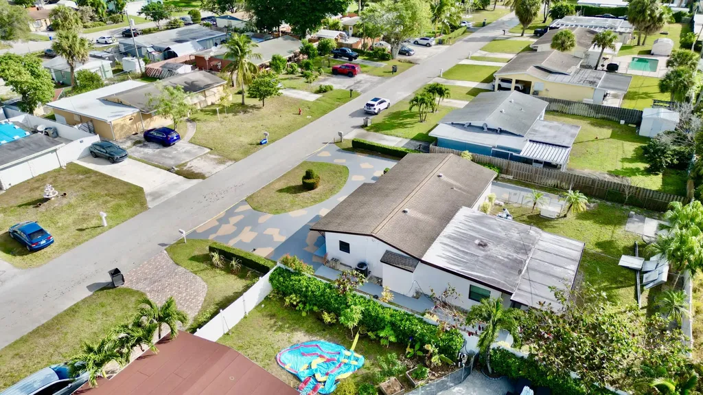 2890 Marbill Road West Palm Beach FL 33406