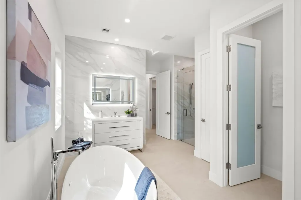 417 Lake Drive Delray Beach FL 33444