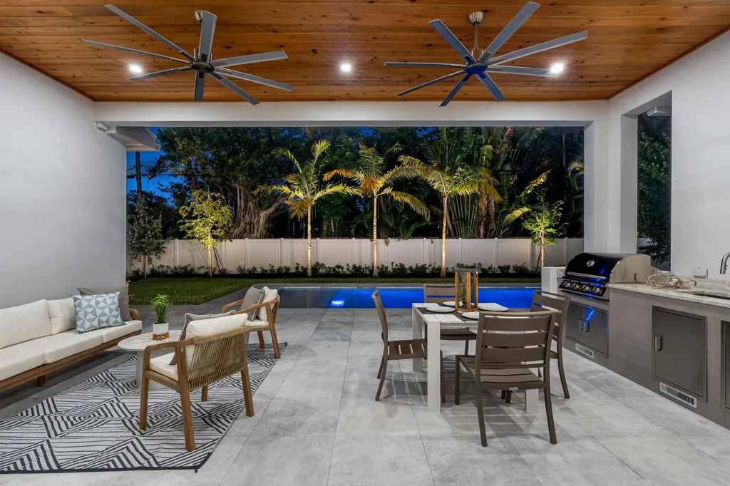 417 Lake Drive Delray Beach FL 33444