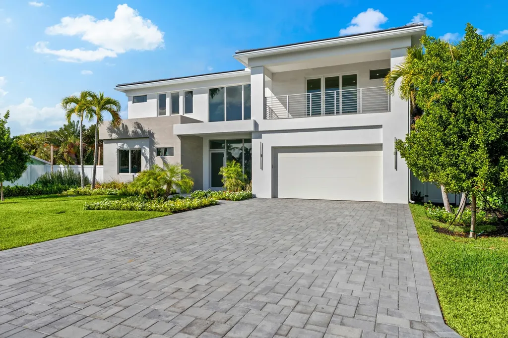 417 Lake Drive Delray Beach FL 33444