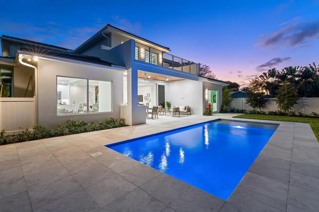 417 Lake Drive Delray Beach FL 33444