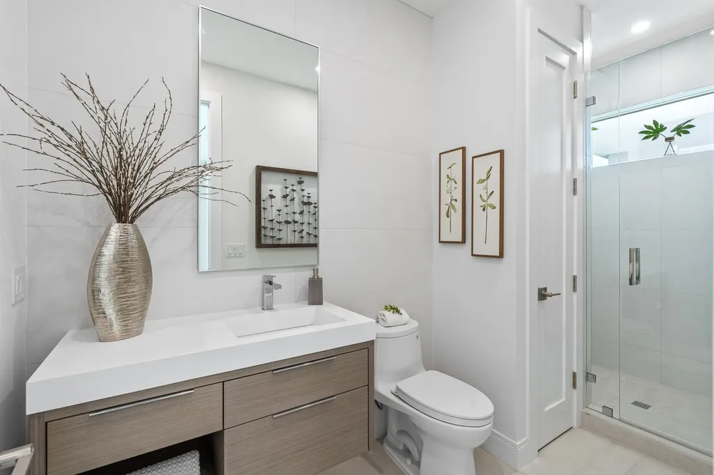 417 Lake Drive Delray Beach FL 33444