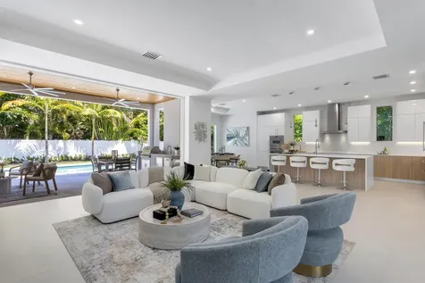 417 Lake Drive Delray Beach FL 33444