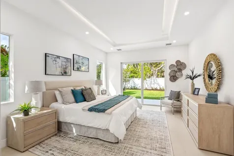 417 Lake Drive Delray Beach FL 33444