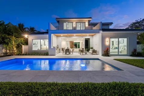 417 Lake Drive Delray Beach FL 33444