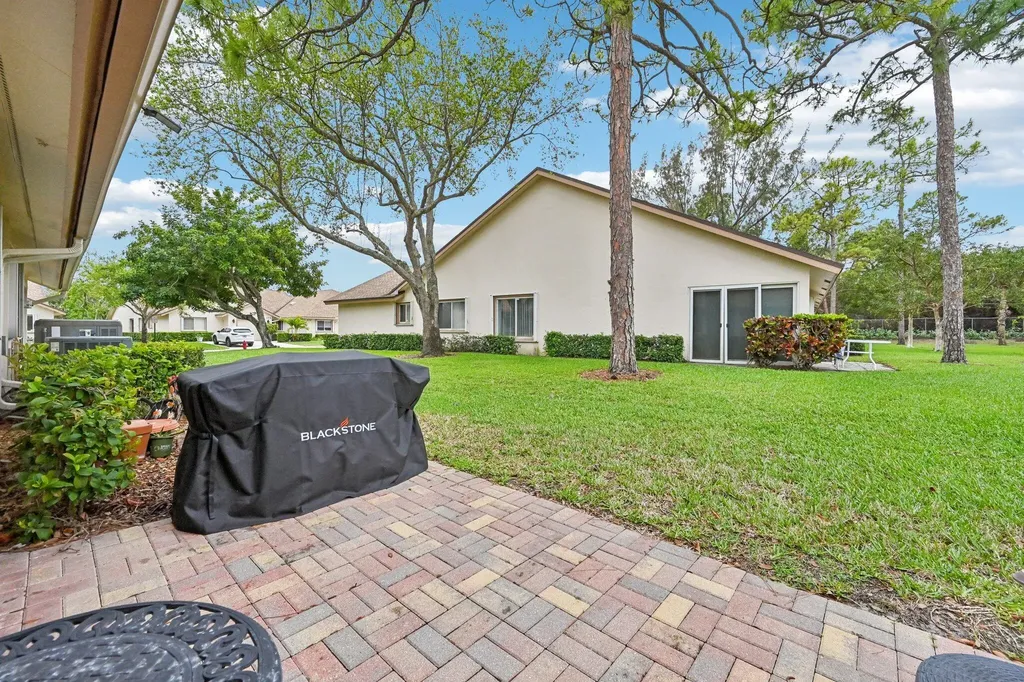 156 Sandy Lane Royal Palm Beach FL 33411