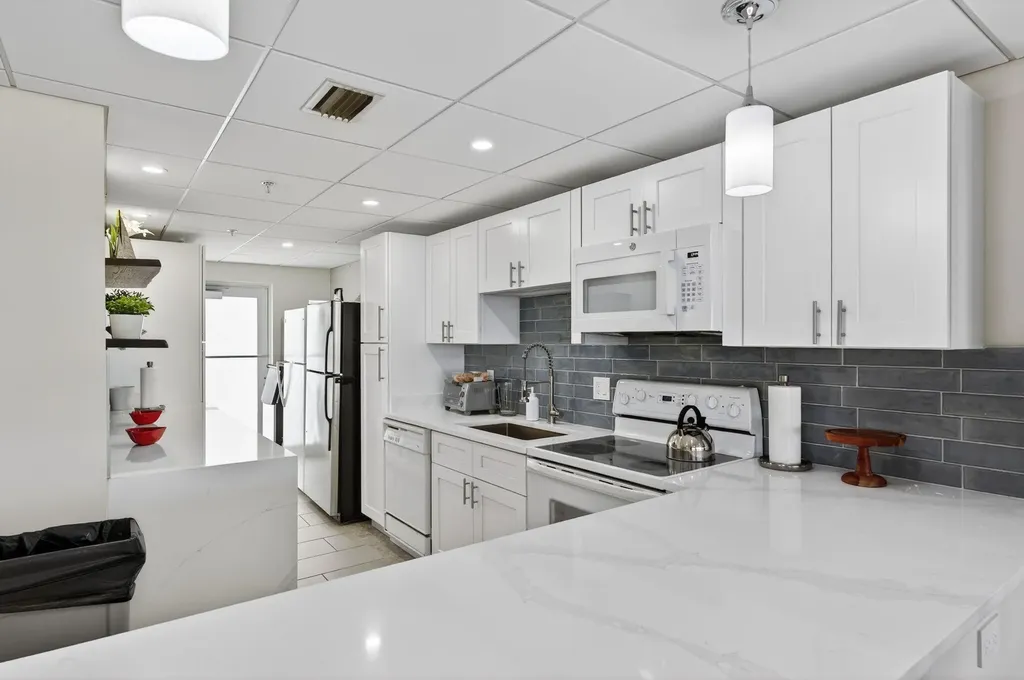 3101 S Ocean Boulevard Highland Beach FL 33487