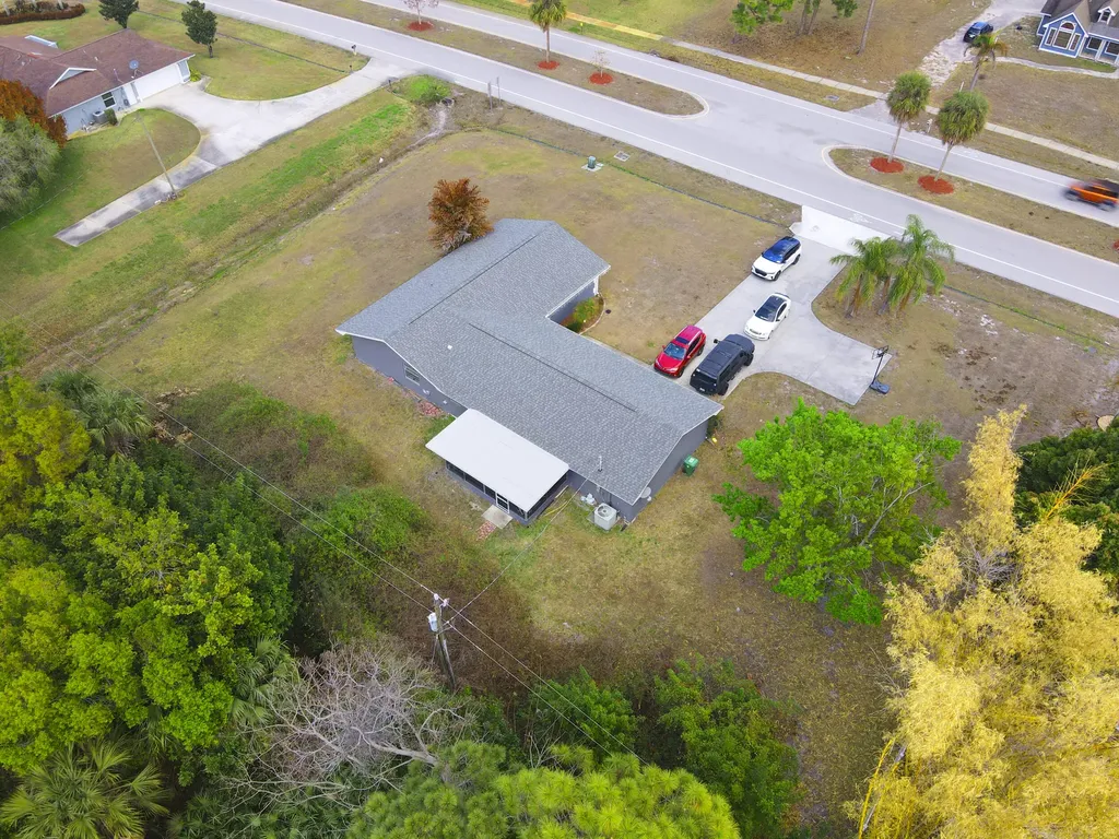 2118 SE Morningside Boulevard Port St Lucie FL 34952