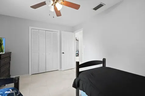 2118 SE Morningside Boulevard Port St Lucie FL 34952