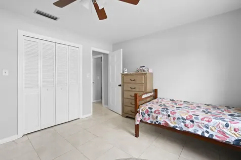 2118 SE Morningside Boulevard Port St Lucie FL 34952