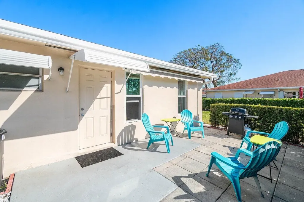 4850 NW 4th Street Delray Beach FL 33445