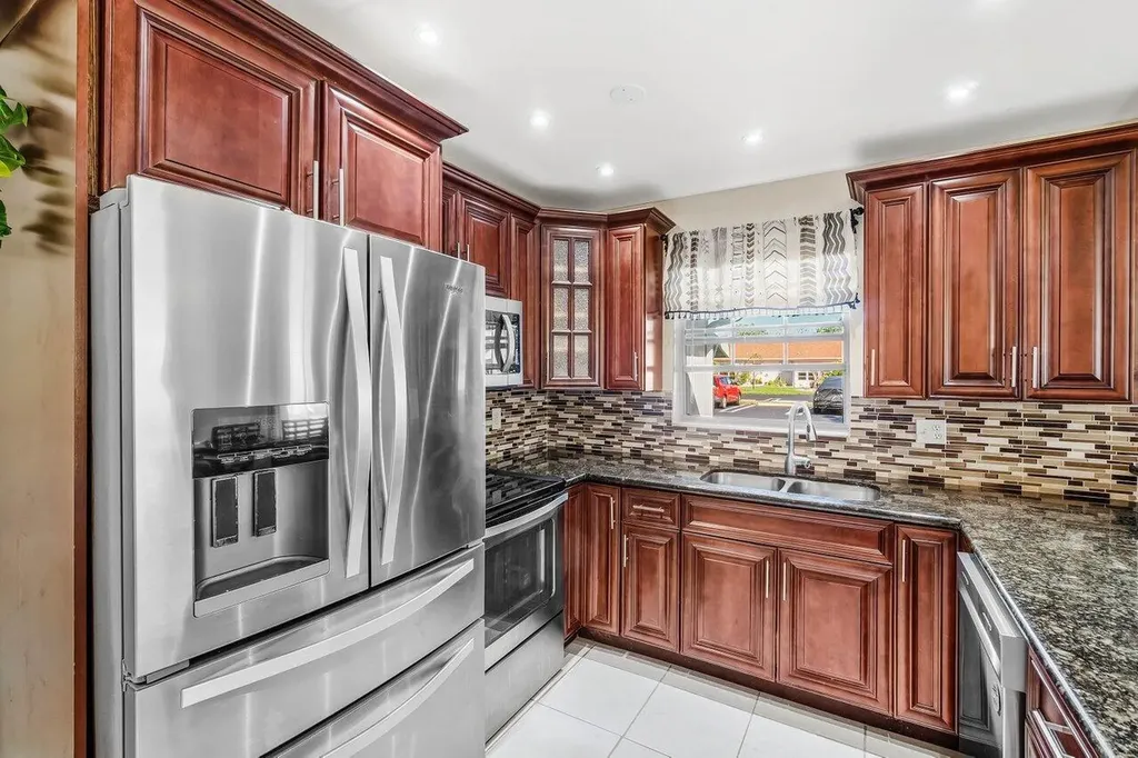 4850 NW 4th Street Delray Beach FL 33445