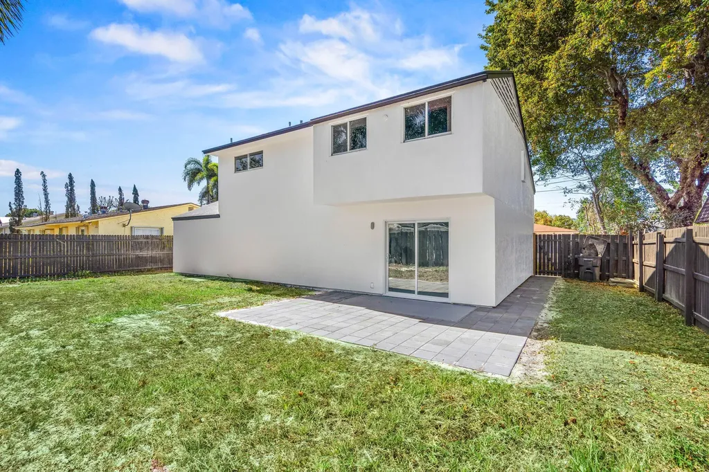 4412 Wilkinson Drive Lake Worth FL 33461