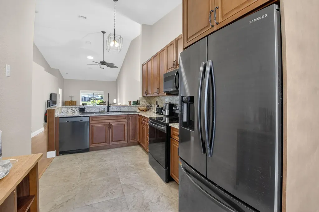 6112 Caladium Road Delray Beach FL 33484