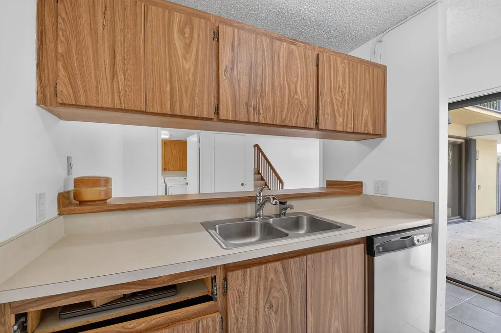 4210 42nd Way West Palm Beach FL 33407