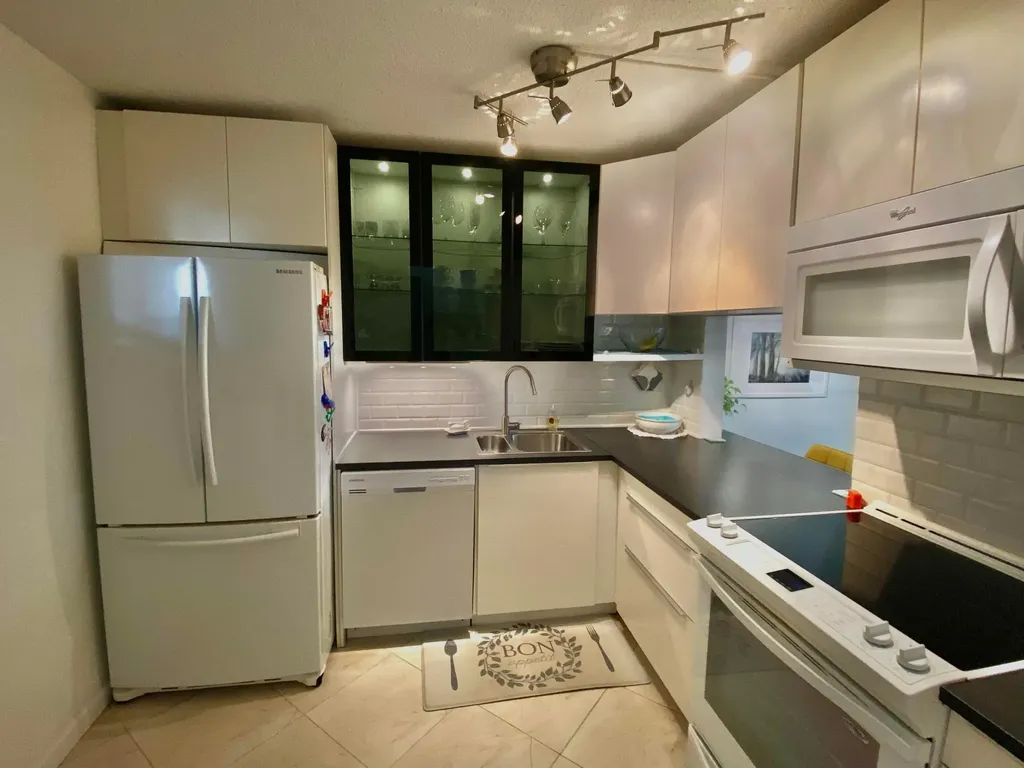 2616 N Garden Drive Lake Worth FL 33461