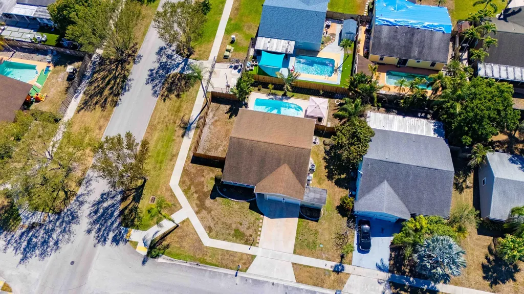 7791 Blairwood Circle N Lake Worth FL 33467