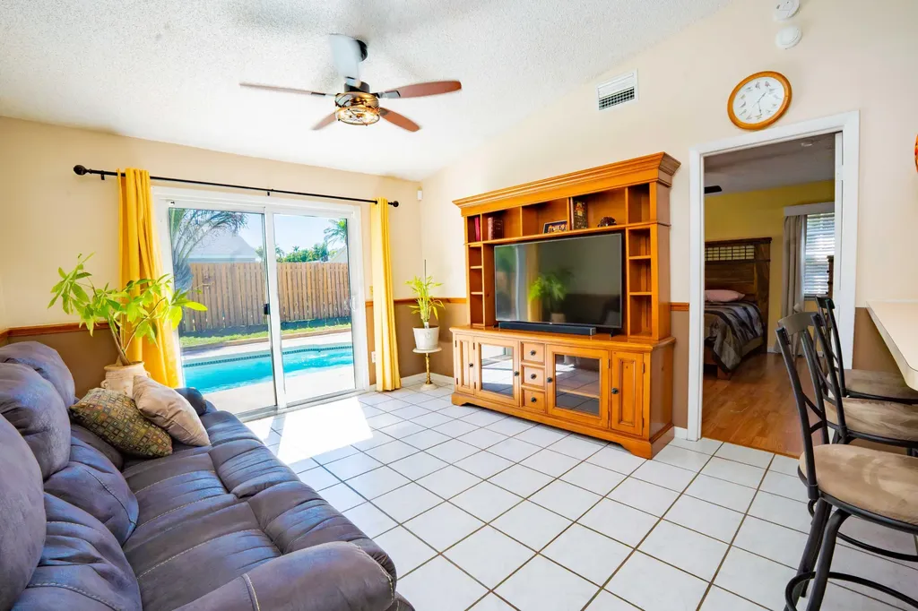 7791 Blairwood Circle N Lake Worth FL 33467