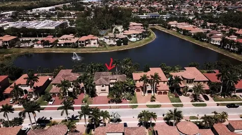 8871 Club Estates Way Lake Worth FL 33467