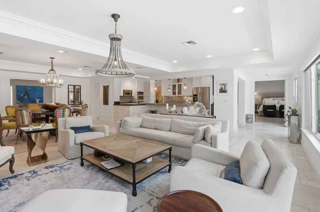 309 NE 8th Avenue Delray Beach FL 33483
