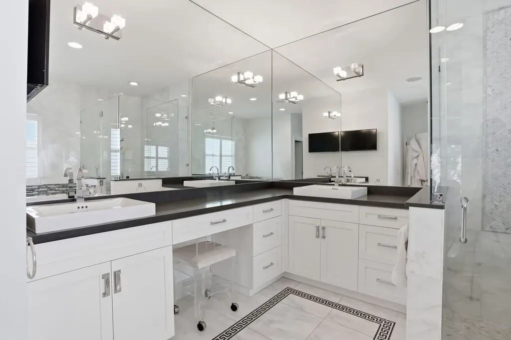 309 NE 8th Avenue Delray Beach FL 33483