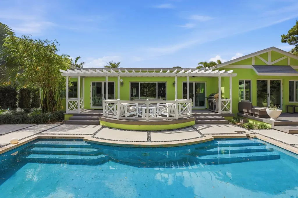 309 NE 8th Avenue Delray Beach FL 33483