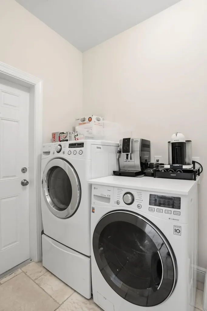 309 NE 8th Avenue Delray Beach FL 33483