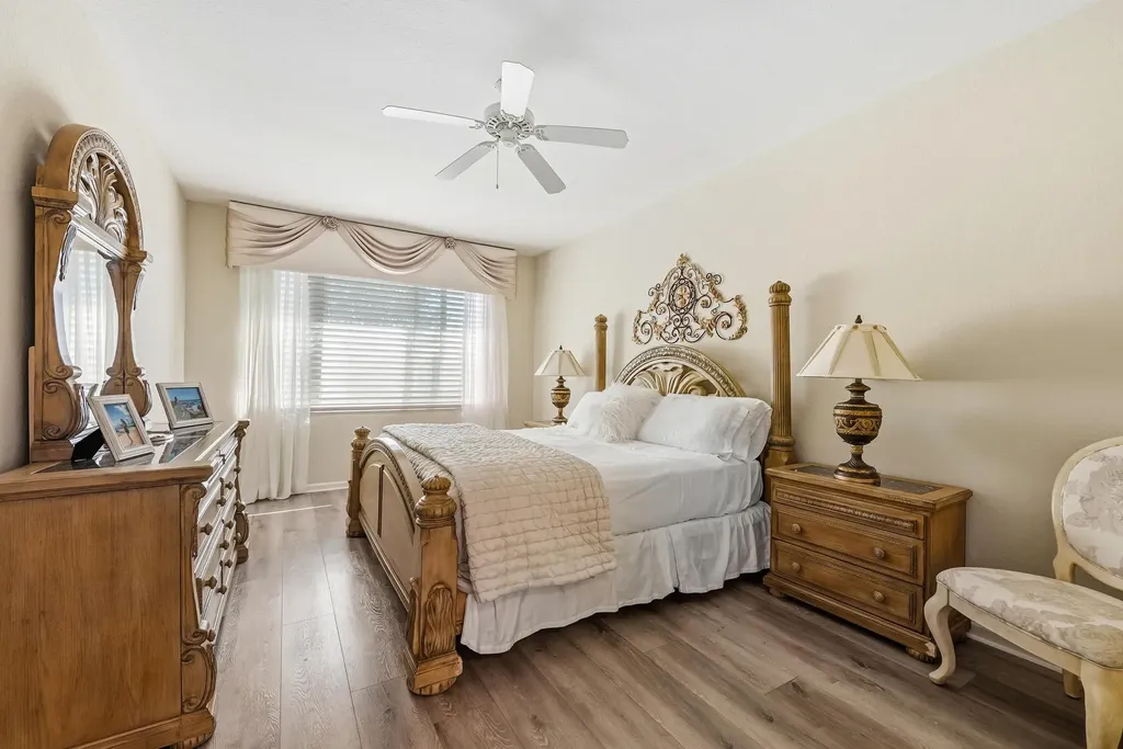 2737 Clipper Circle West Palm Beach FL 33411