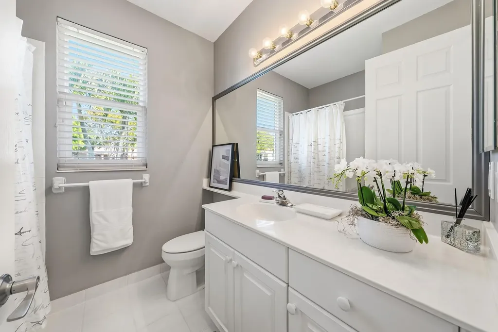 2737 Clipper Circle West Palm Beach FL 33411