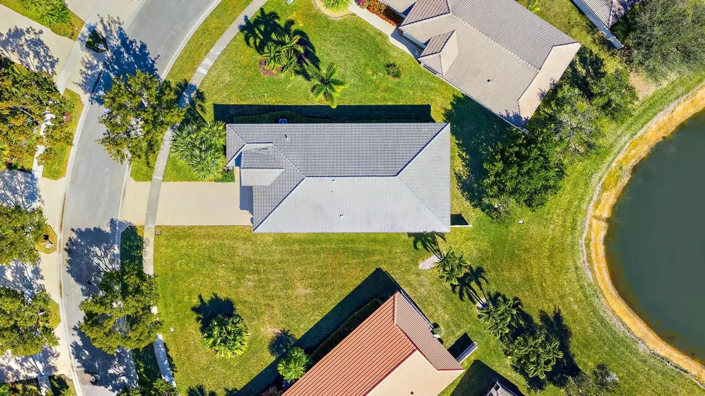 2737 Clipper Circle West Palm Beach FL 33411