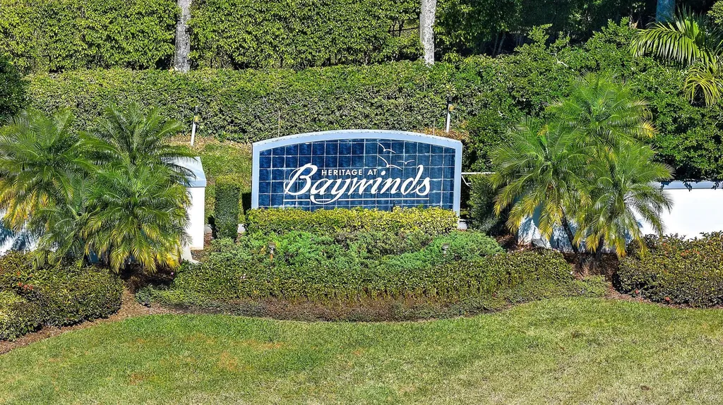 2737 Clipper Circle West Palm Beach FL 33411