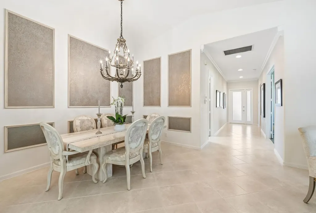 2737 Clipper Circle West Palm Beach FL 33411