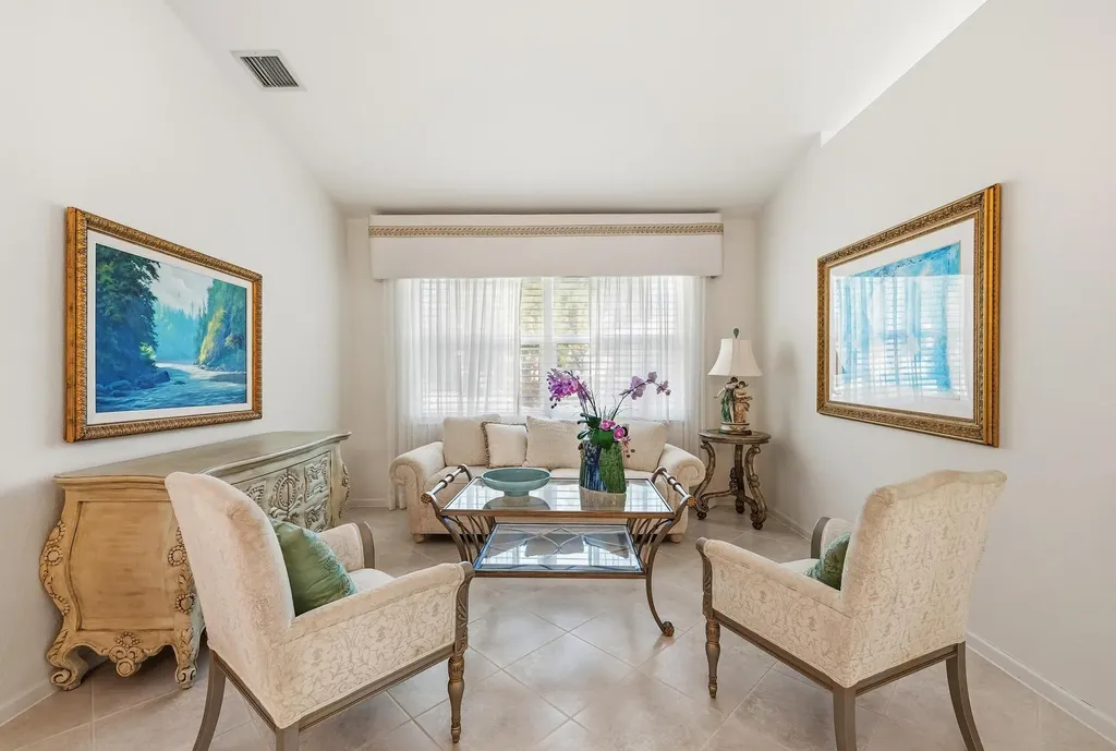 2737 Clipper Circle West Palm Beach FL 33411