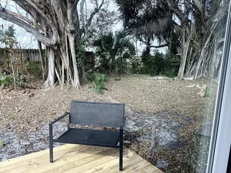 2092 SE Talwood Lane Port St Lucie FL 34952