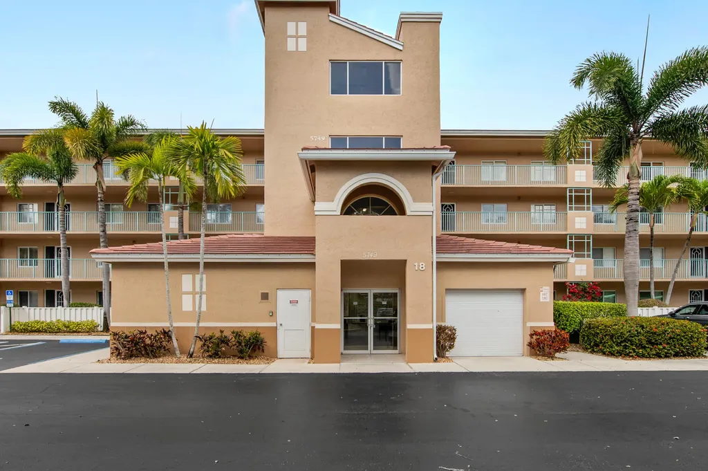 5749 Gemstone Court Boynton Beach FL 33437