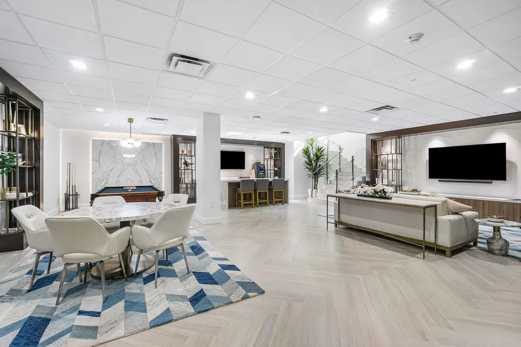 500 SE Mizner Boulevard Boca Raton FL 33432