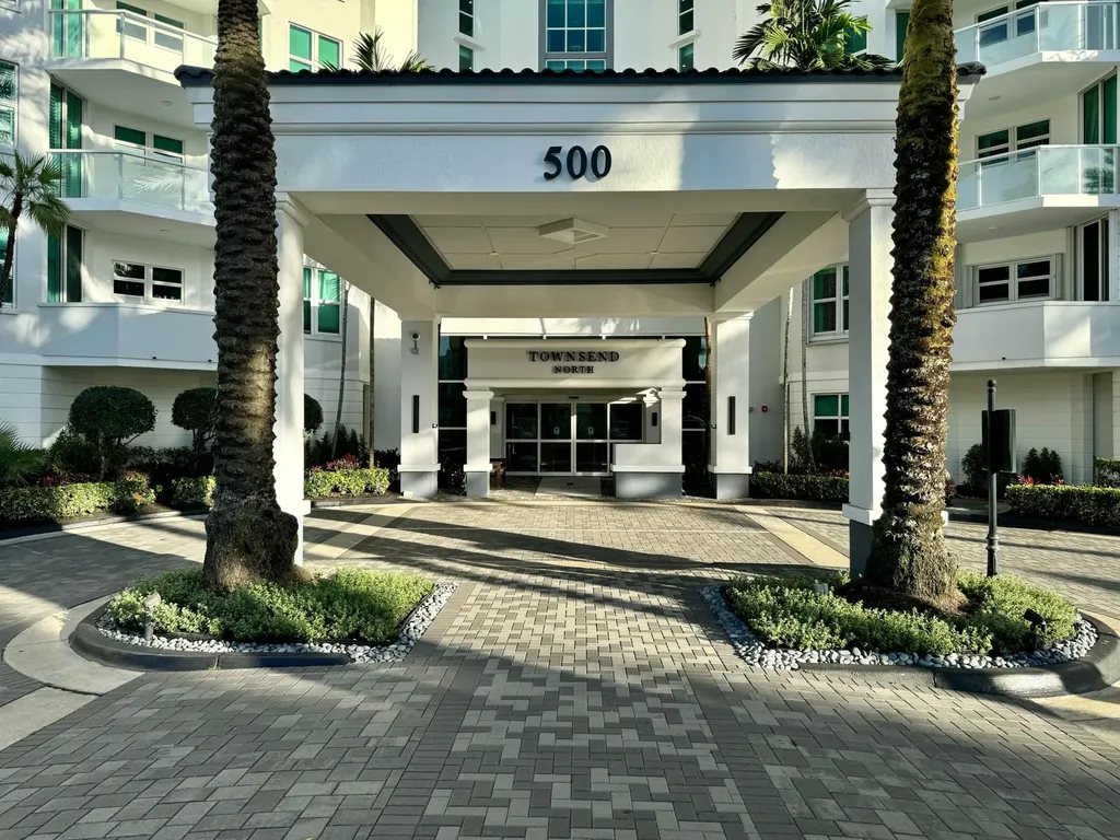 500 SE Mizner Boulevard Boca Raton FL 33432