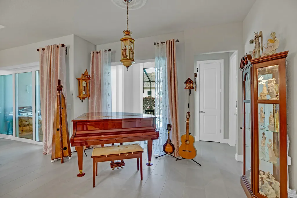 4160 Negal Circle Melbourne FL 32901
