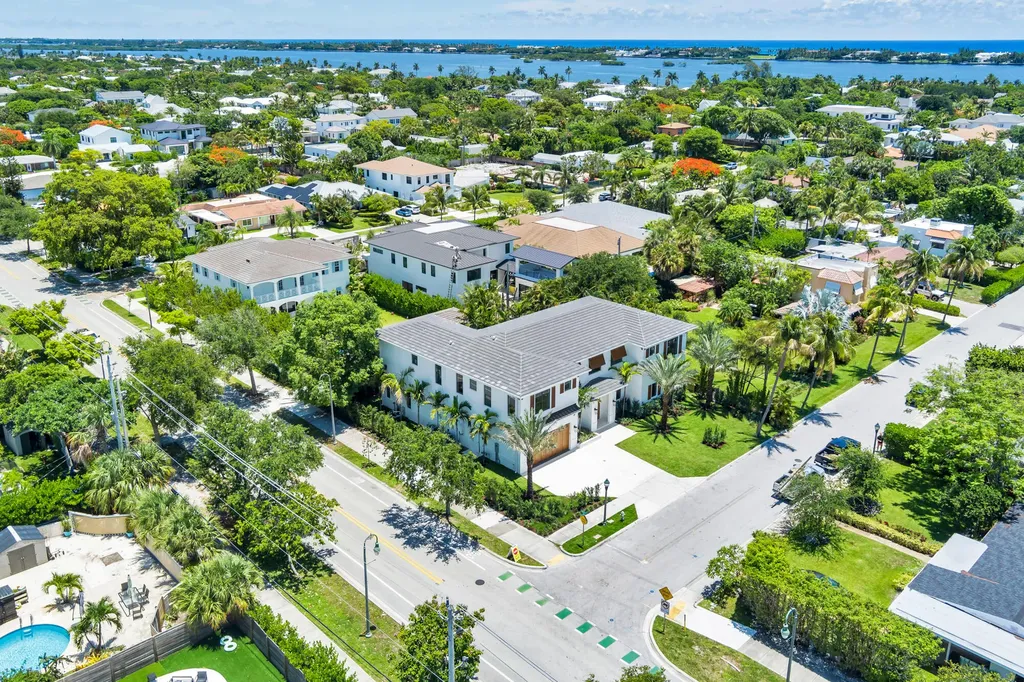 261 Rutland Boulevard West Palm Beach FL 33405